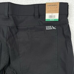 NWT EDDIE BAUER Pants Men 38X32 Chino Rainer Tech Straight Performance Stretch